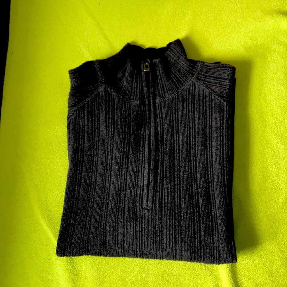 Dkny sweather